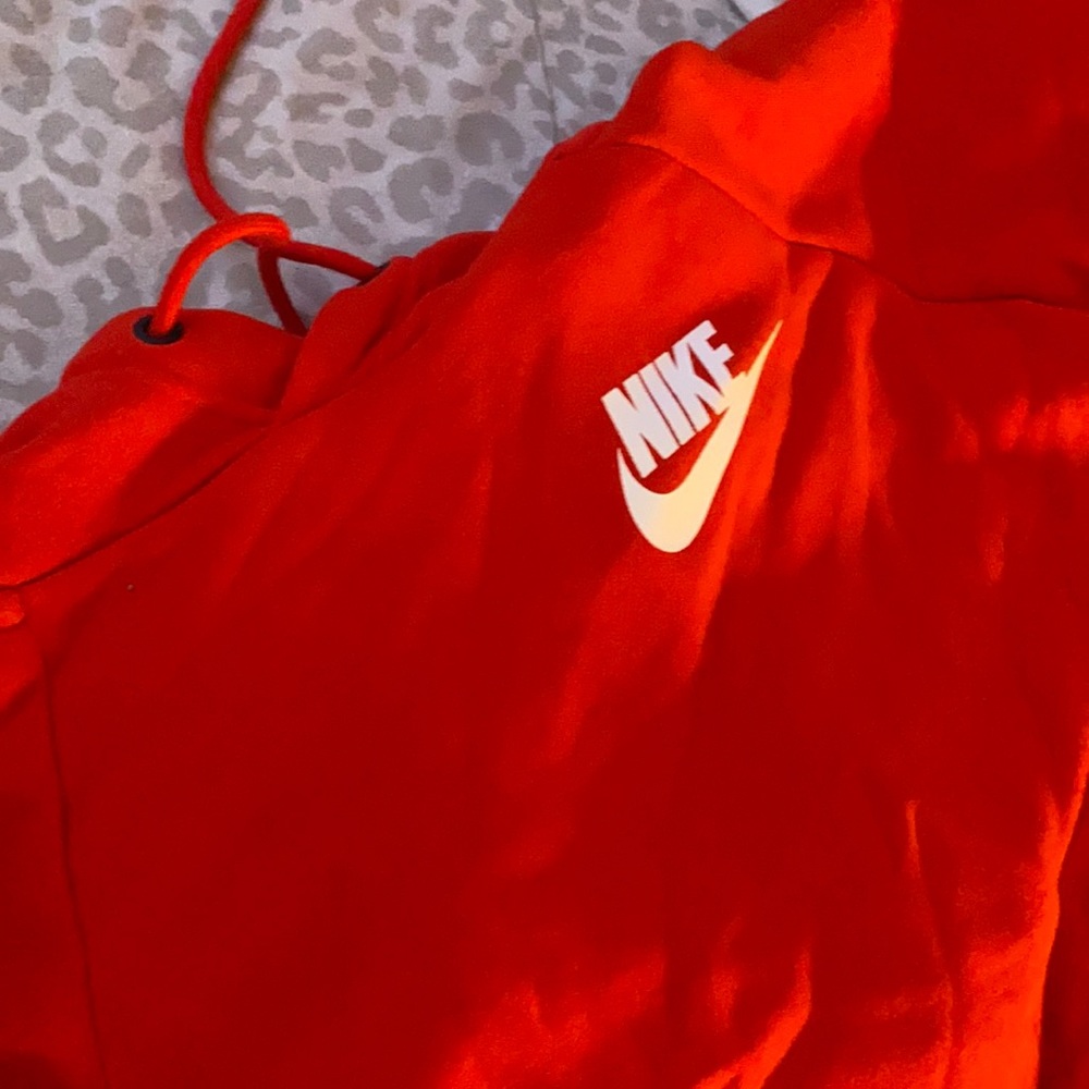 red nike hoodie